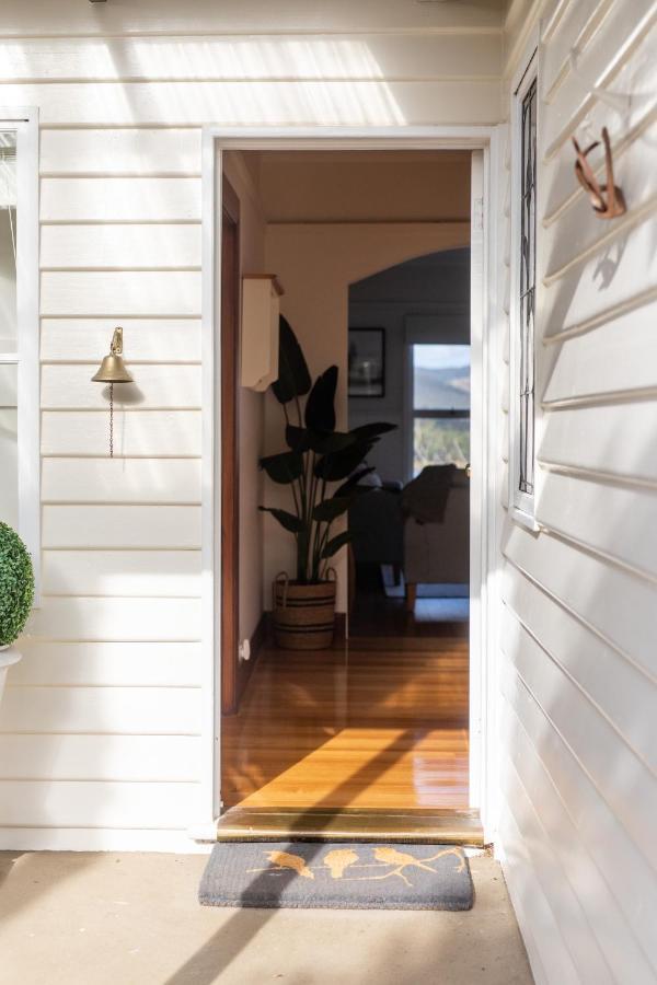 Woodland Bay Retreat-Hot Tub,Sauna And Bayview Hamptons Retreat Lymington ภายนอก รูปภาพ