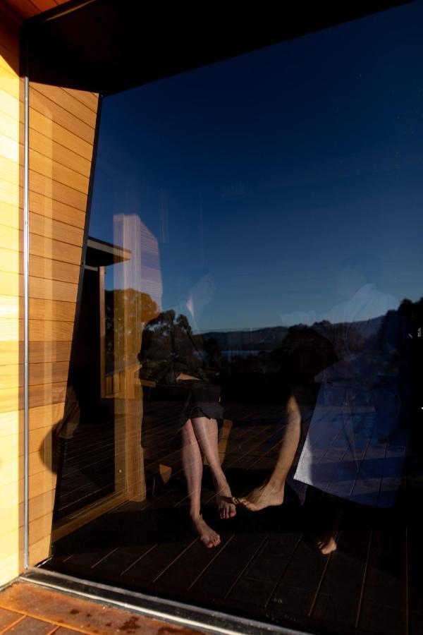 Woodland Bay Retreat-Hot Tub,Sauna And Bayview Hamptons Retreat Lymington ภายนอก รูปภาพ
